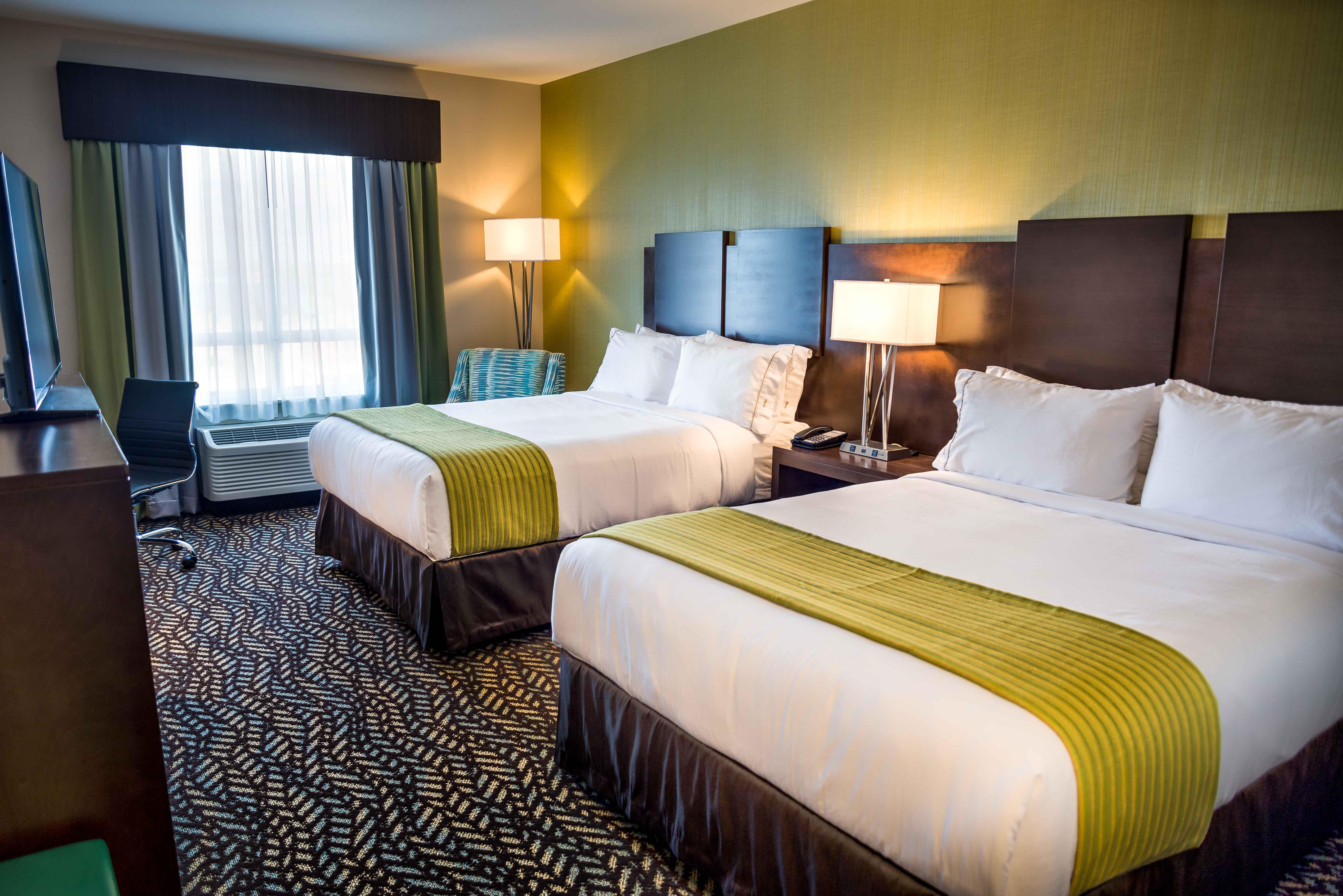 Holiday Inn Express & Suites Spruce Grove - Stony Plain By Ihg מראה חיצוני תמונה