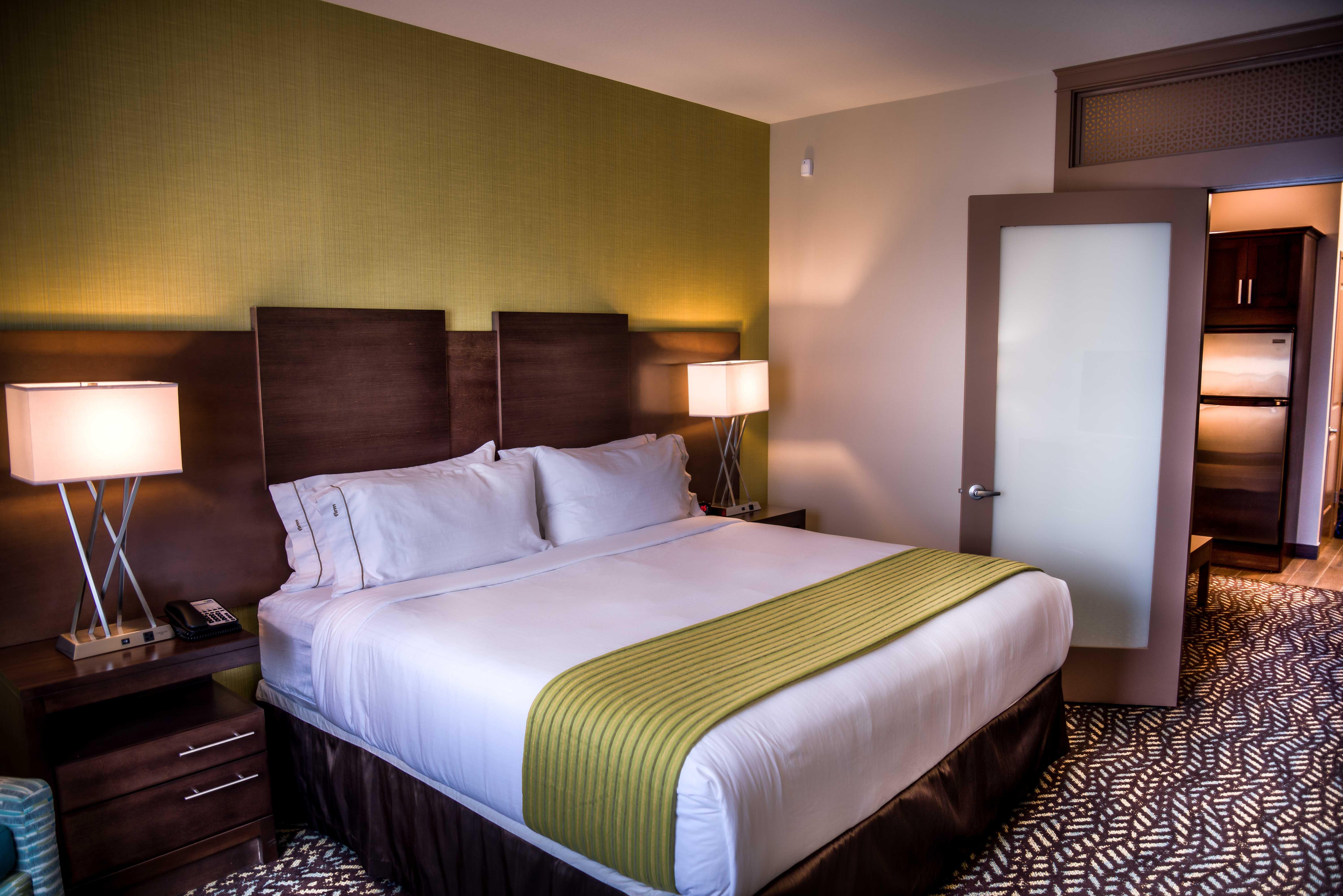 Holiday Inn Express & Suites Spruce Grove - Stony Plain By Ihg מראה חיצוני תמונה
