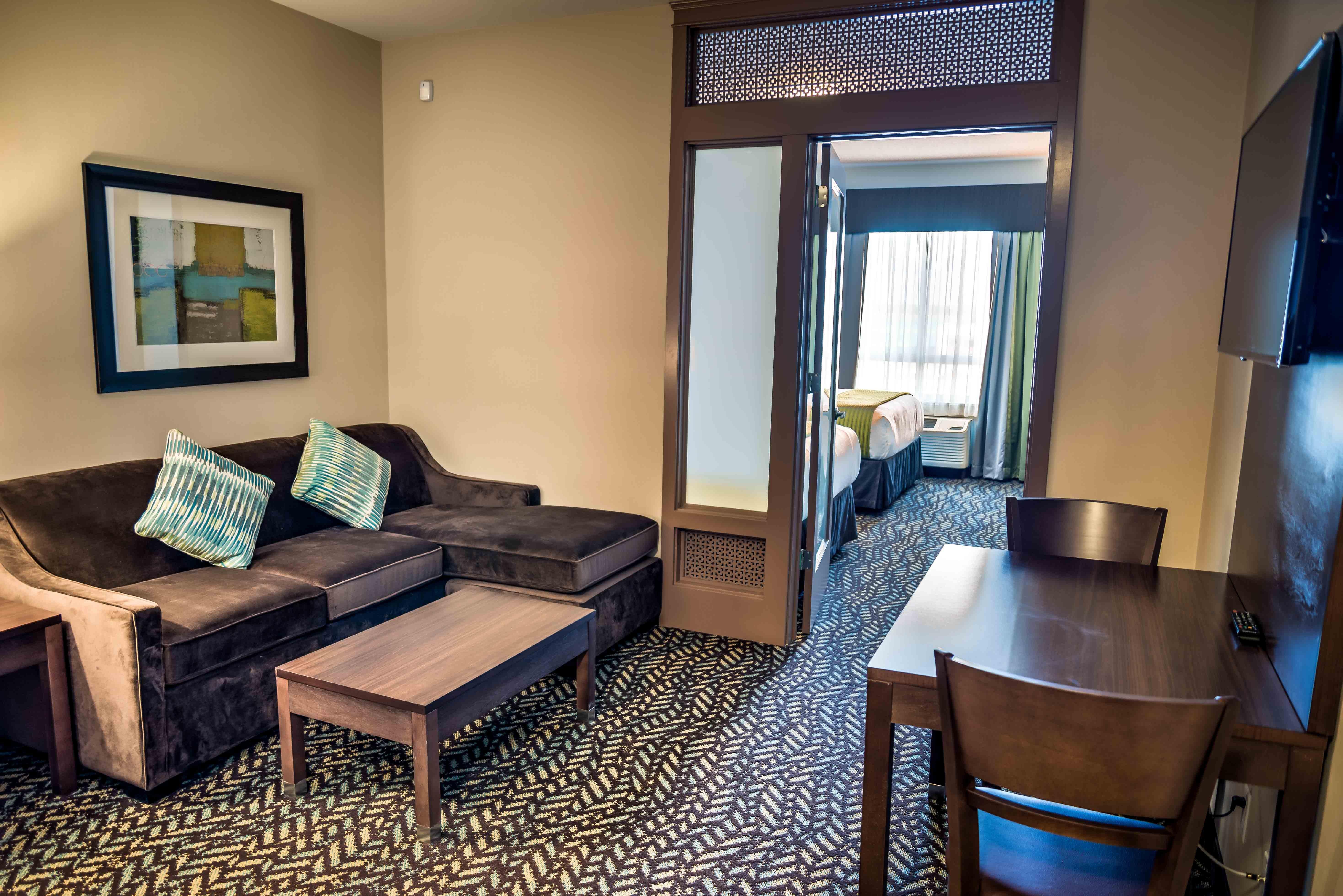 Holiday Inn Express & Suites Spruce Grove - Stony Plain By Ihg מראה חיצוני תמונה