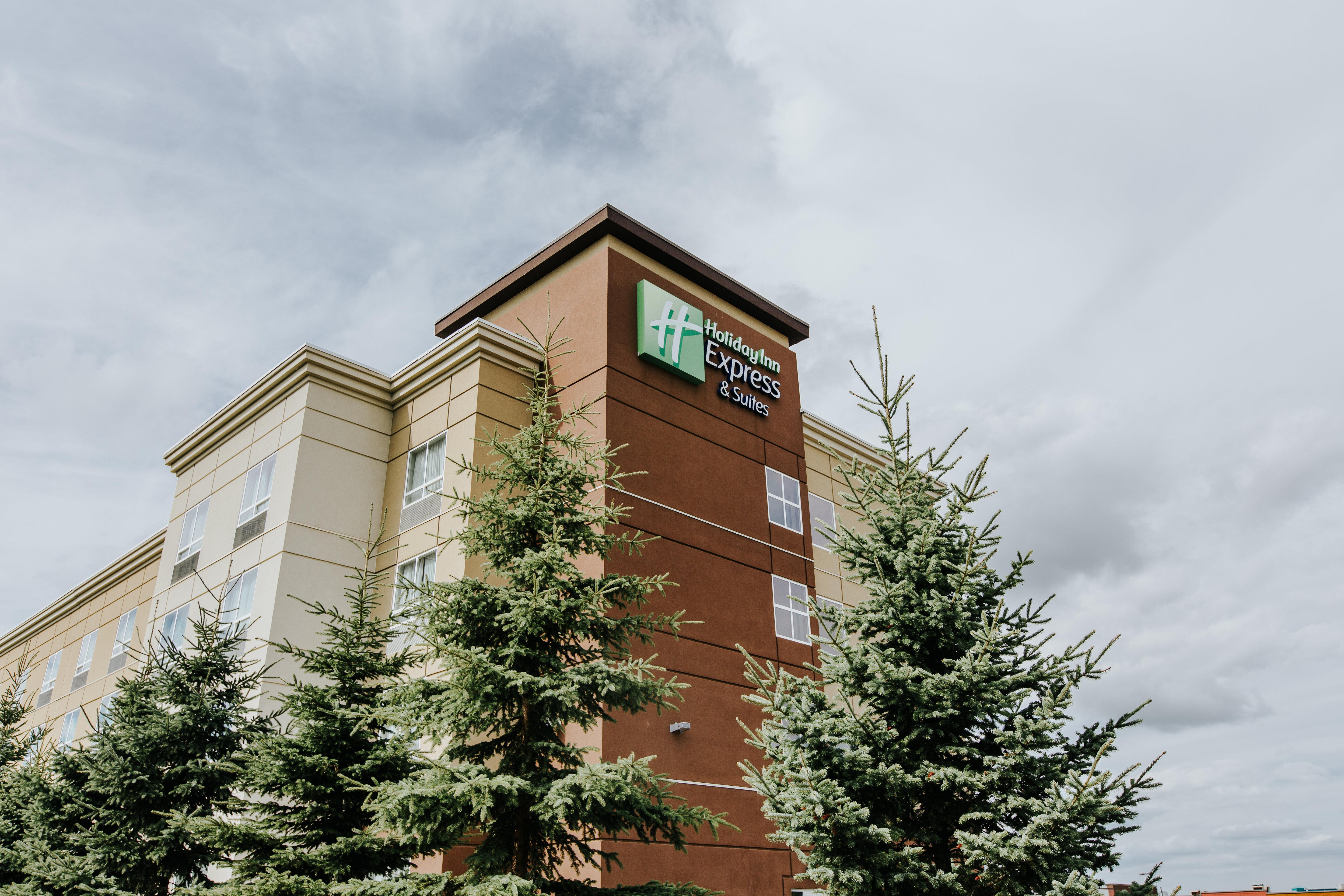 Holiday Inn Express & Suites Spruce Grove - Stony Plain By Ihg מראה חיצוני תמונה