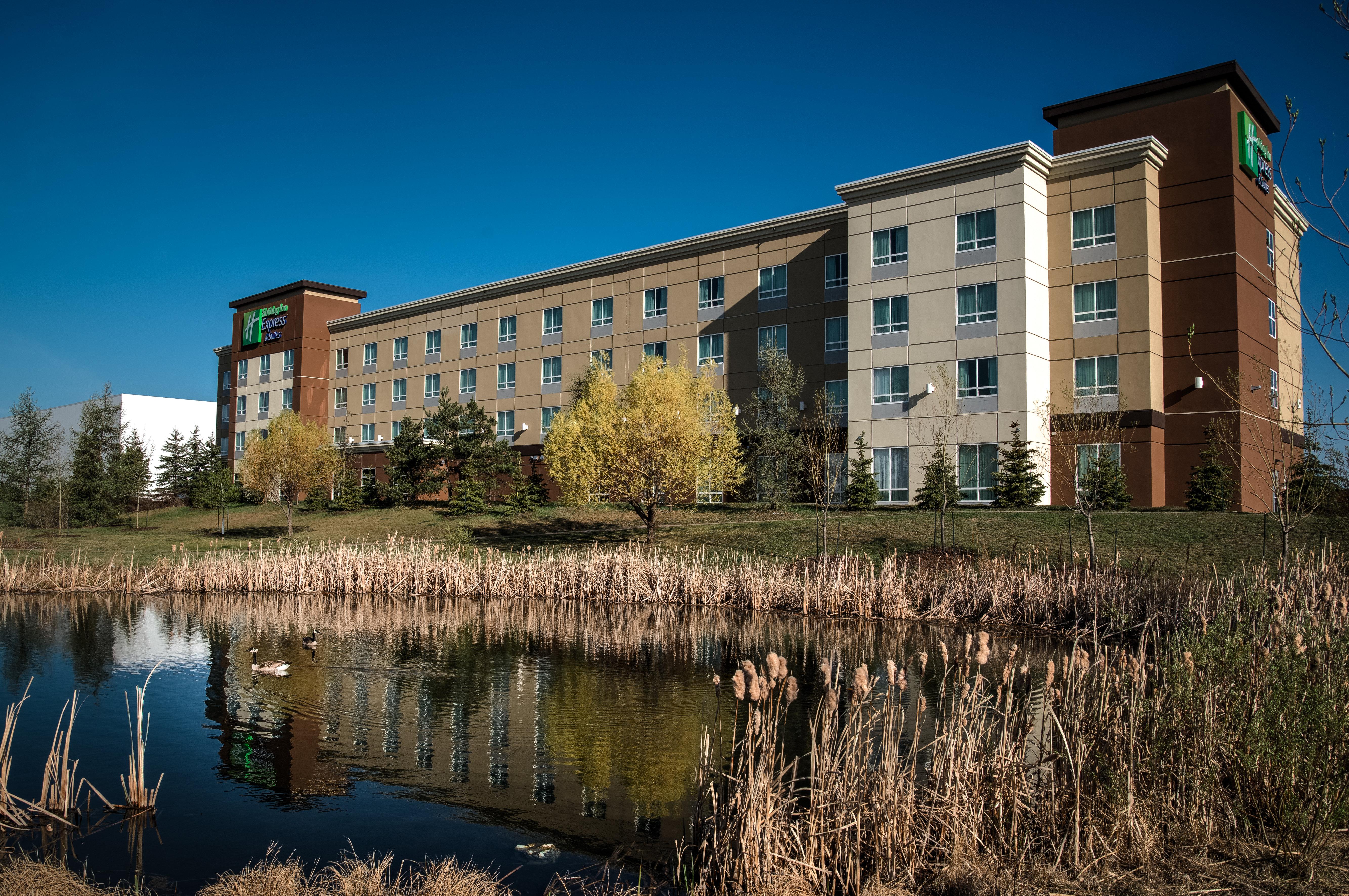 Holiday Inn Express & Suites Spruce Grove - Stony Plain By Ihg מראה חיצוני תמונה