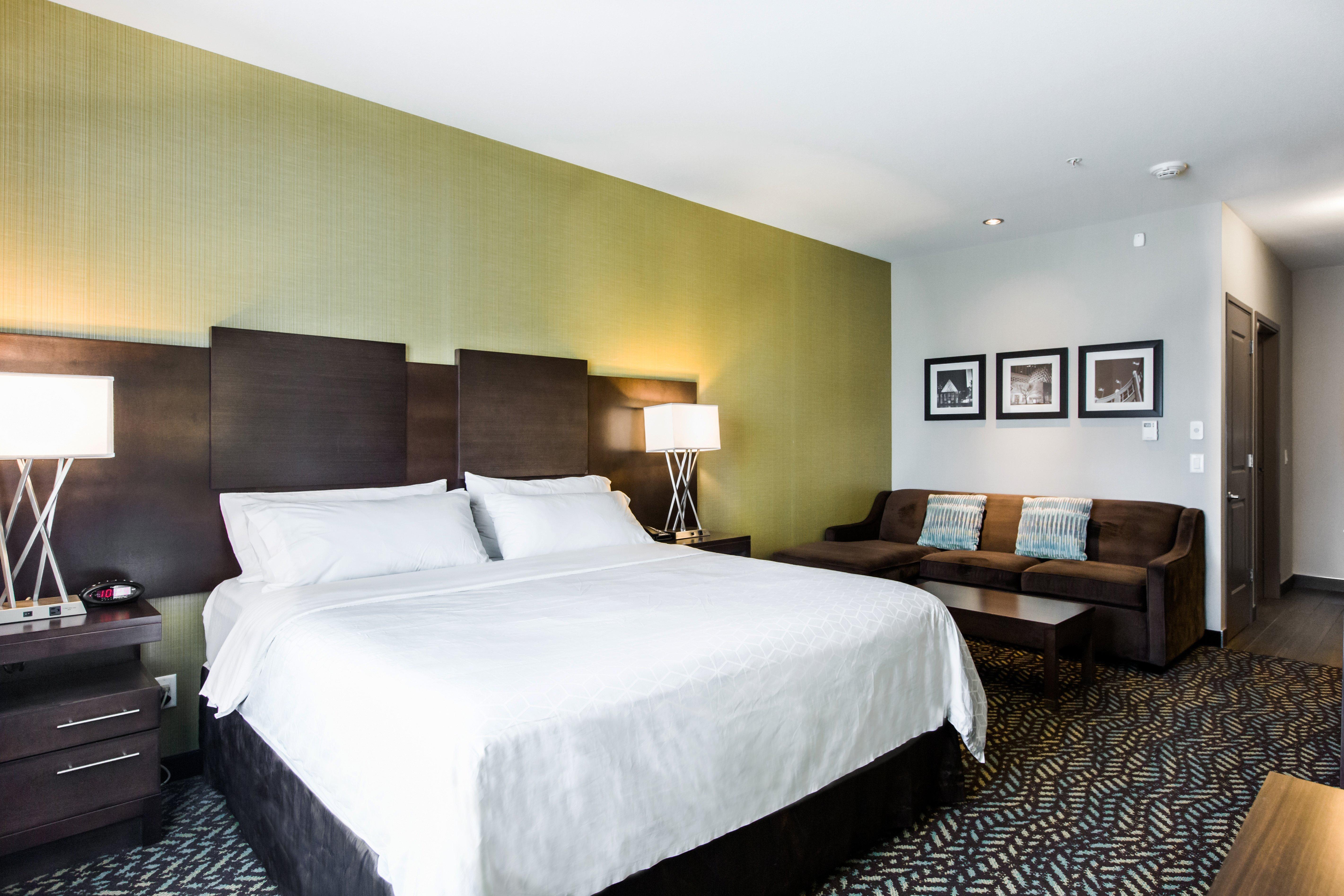 Holiday Inn Express & Suites Spruce Grove - Stony Plain By Ihg מראה חיצוני תמונה