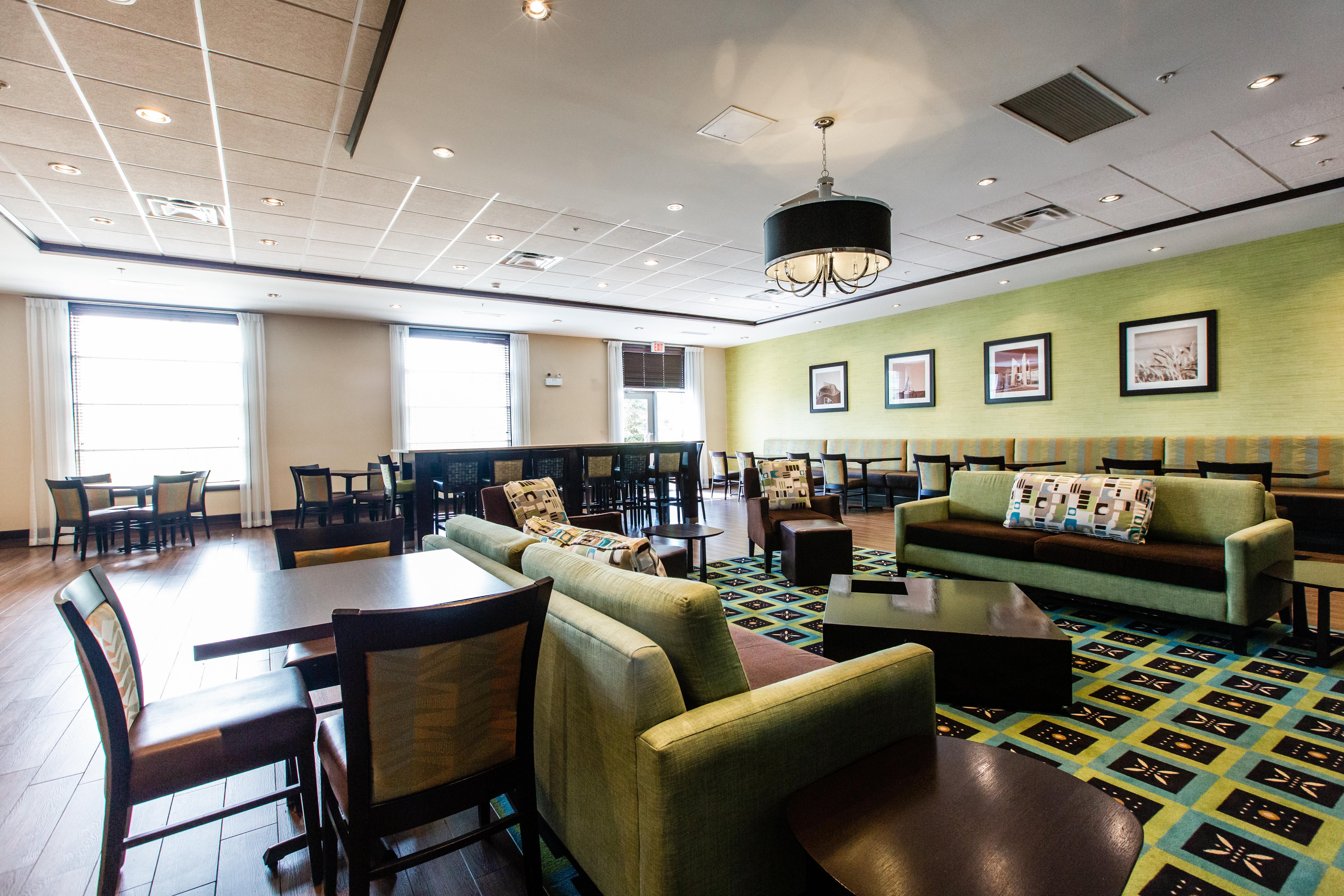 Holiday Inn Express & Suites Spruce Grove - Stony Plain By Ihg מראה חיצוני תמונה